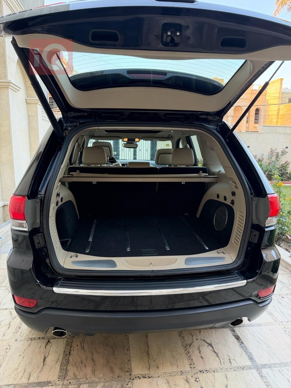 جيب جراند شيروكي